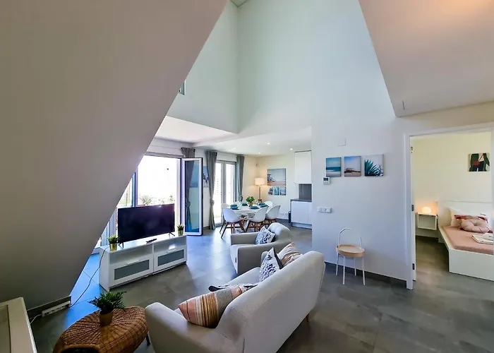 Flh Duplex With Terrace & Pool *