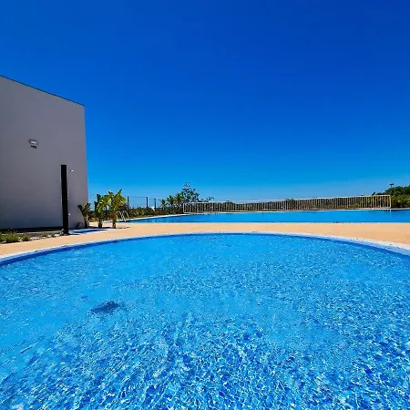 Lejlighed Flh Duplex With Terrace & Pool *