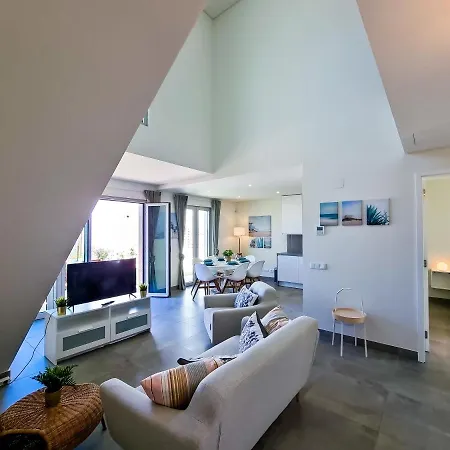 Flh Duplex With Terrace & Pool *